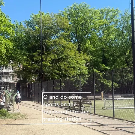 Joyjoyjoy The Red Sun Ecolicious In The Historic Canalhouse Tropics At The Canals From 1729 Affittacamere 3*