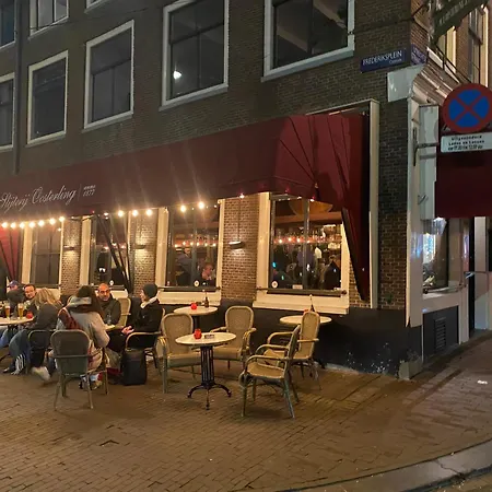 ゲストハウス Joyjoyjoy The Red Sun Ecolicious In The Historic Canalhouse Tropics At The Canals From 1729 3*